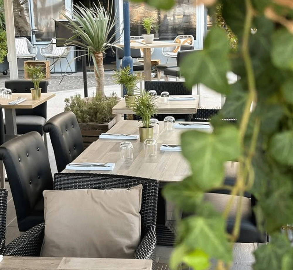 Restaurant gastronomique au Port de Hyères dans le Var (83)